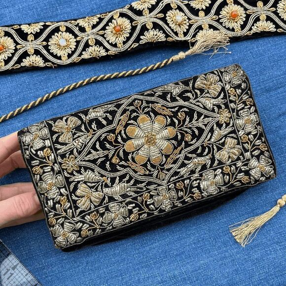 Vintage Hand-Embroidered Velvet Evening Clutch Made in India | Black & Gold - Picture 16 of 16